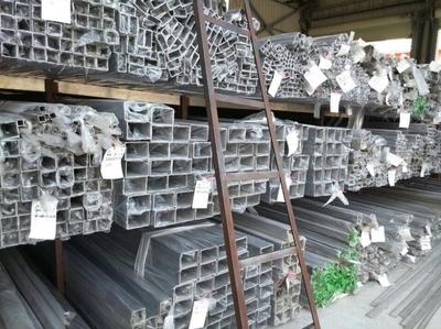 肇慶鼎湖不銹鋼方管廠家直銷 品質(zhì)與服務(wù)的雙重保障